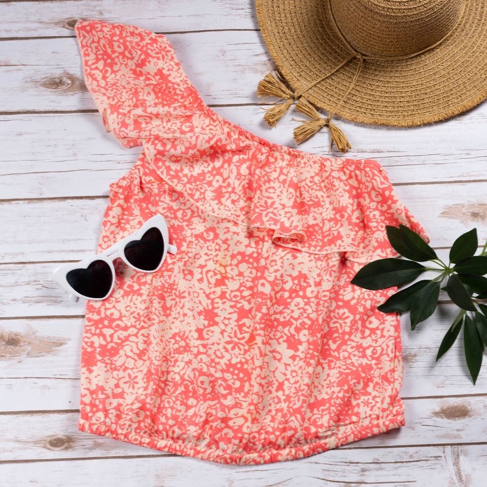 One Shoulder Top